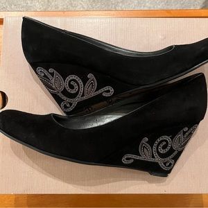 Bandolino black Velvet Wedge Heels